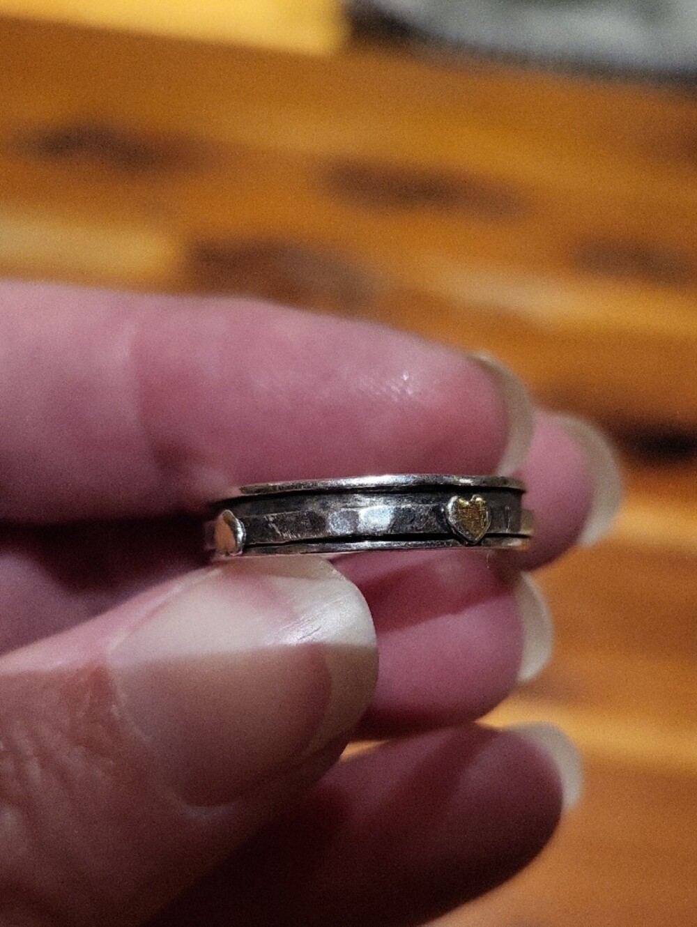 Sundance Sterling Silver Spinner Ring With Gold Plated Hearts - Picture 4 of 7